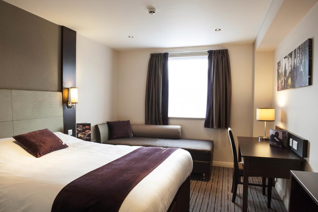 Premier Inn Norwich City Centre - Duke Street Екстер'єр фото